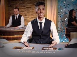 holybet77 result table dashboard showing live blackjack hand history